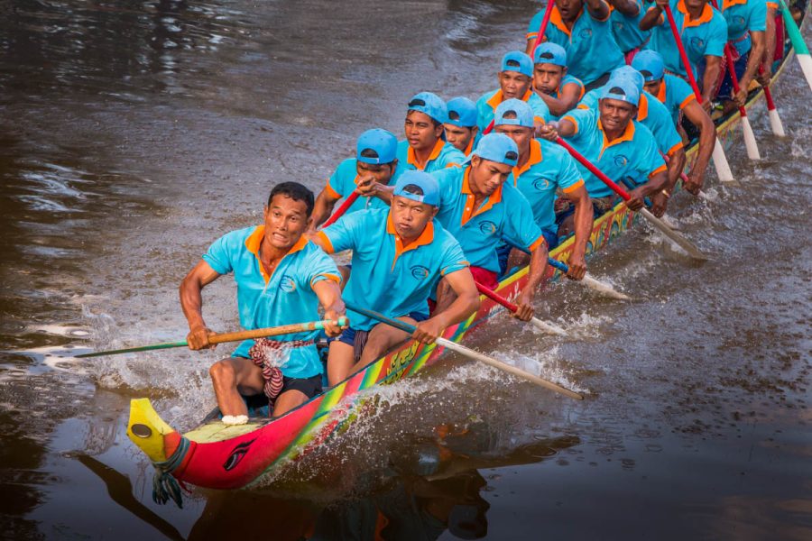 Race during Cambodian water festival